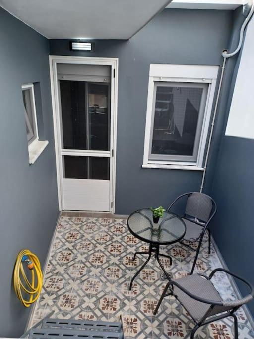 Petite Suite With Backyard. Mytilíni Eksteriør billede